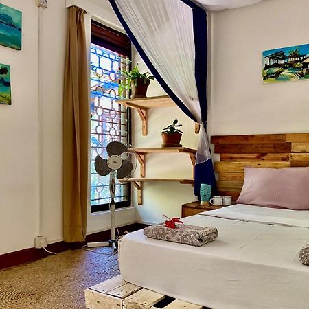 Salty'S Kitesurf Village Kilifi Exterior photo