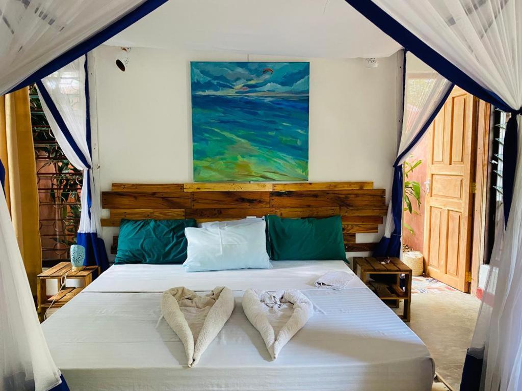 Salty'S Kitesurf Village Kilifi Exterior photo