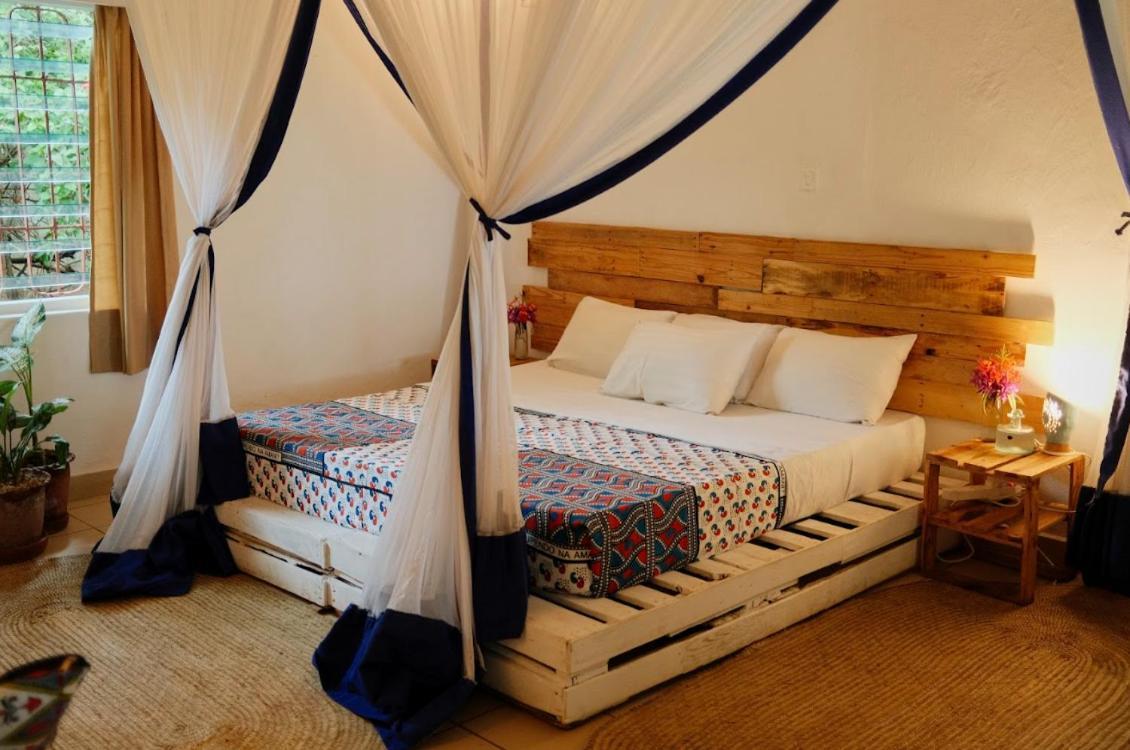 Salty'S Kitesurf Village Kilifi Exterior photo