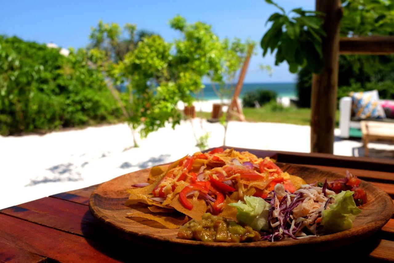 Salty'S Kitesurf Village Kilifi Exterior photo